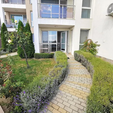 Pozitiv Byala Apartman Bjala