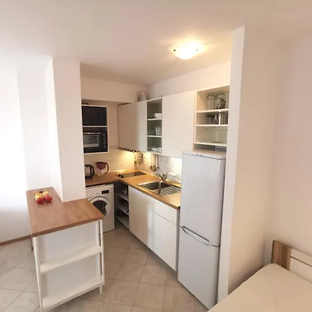 Apartman Pozitiv Byala *