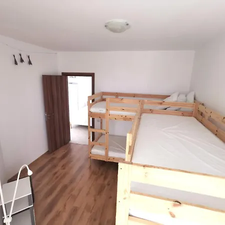 Pozitiv Byala Apartman *